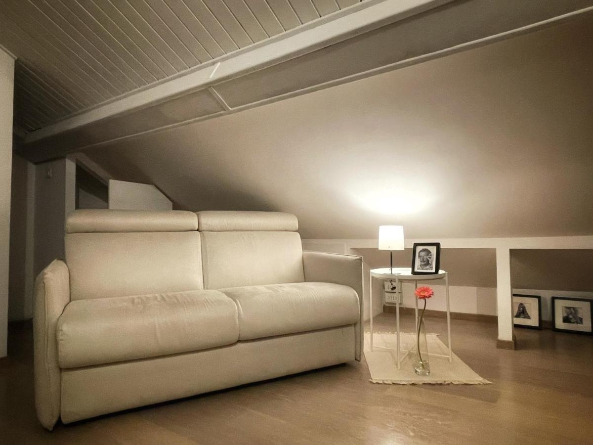 La Finestra Sull'oasi Apartment *